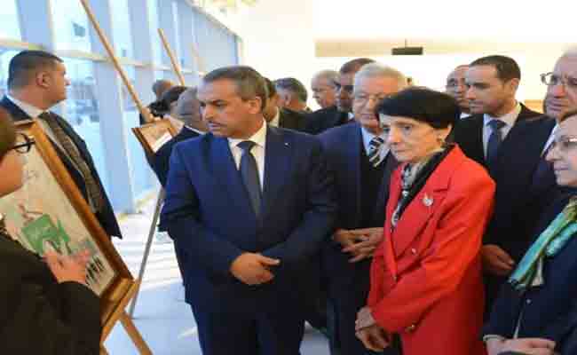 إشراف سعداوي رفقة عسلاوي على تكريم الفائزين في المسابقة الوطنية حول الدستور والمواطنة