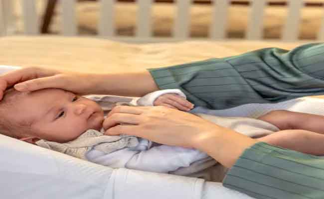 مراحل النمو الطبيعي للرضيع ومقارنتها مع علامات التوحد