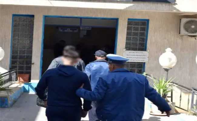 أمن الشلف يشن حملة على أصحاب الحظائر غير الشرعية لركن المركبات