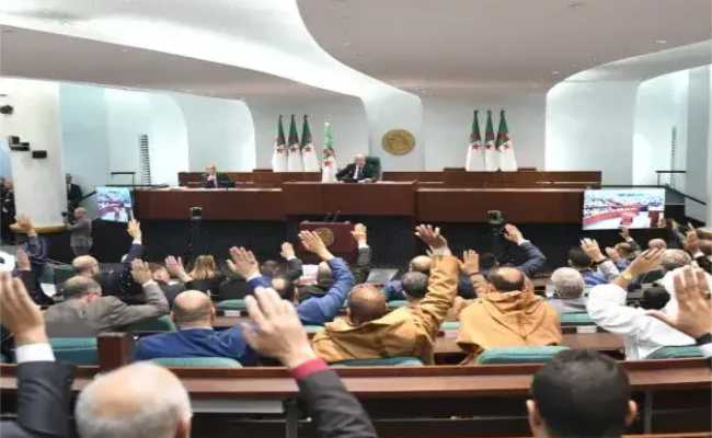 مصادقة النواب على مشروع قانون التنظيم الإقليمي للبلاد