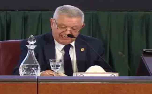 ناصري يؤكد أن التعديل التقني للدستور يشكل انطلاقة لعهد جديد