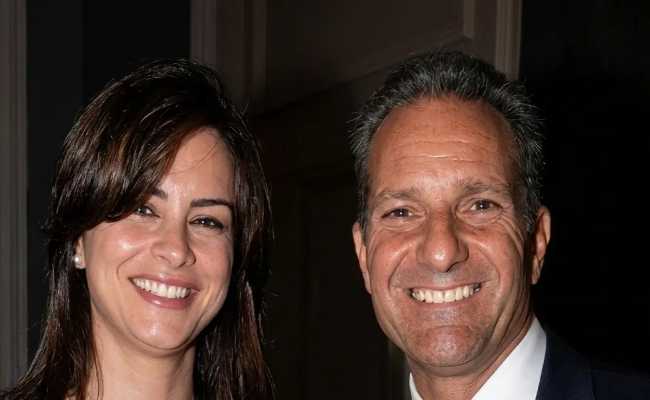 وفاة زوج الفنانة اللبنانية نور…تفاصيل الجنازة والعزاء