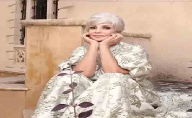 سوسن بدر تروي موقف مؤثر لـ مي عمر في الست موناليزا: اكتفت بإجازة نصف يوم بعد وفاة والدها