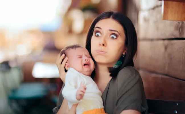 هل يتأثر مولودك بالمفهوم الشعبي للطاقة السلبية أم أن هناك تفسيراً علمياً؟