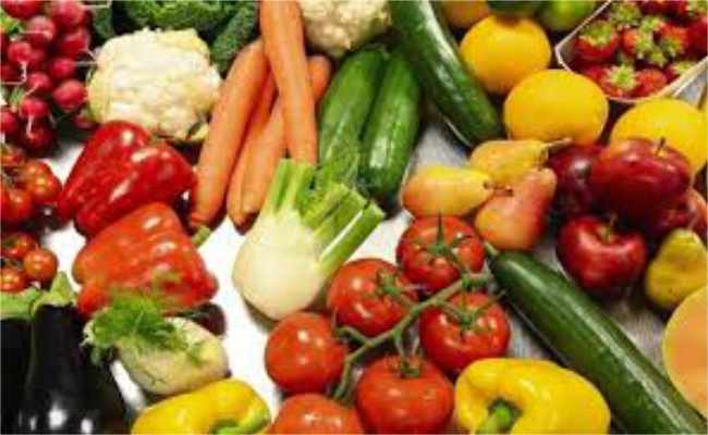 أفضل وقت لتناول الخضار والفواكه للاستفادة القصوى: نصائح عملية يومية