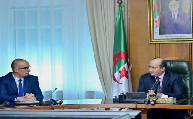 تنصيب كمال أوقاسي مديراً عاماً للديوان الوطني للإحصائيات