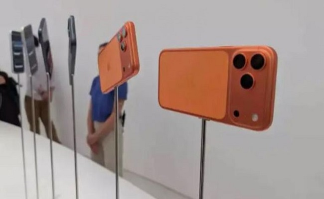 رغم التباطؤ الاقتصادي الطلب على أجهزة أبل مرتفع في روسيا