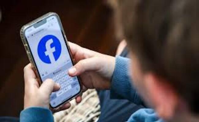 عطل عالمي يضرب موقع فيسبوك…