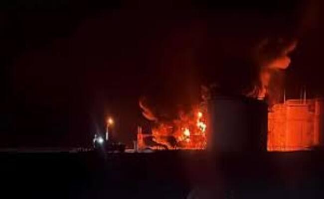 حريق ضخم بمصفاة نفط في منطقة كراسنودار الروسية