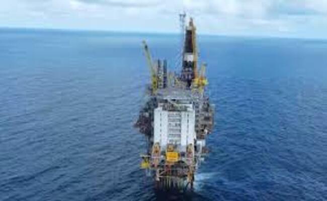 أكثر من 400 مليون برميل من احتياطيات النفط ستتدفق للأسواق قريبا