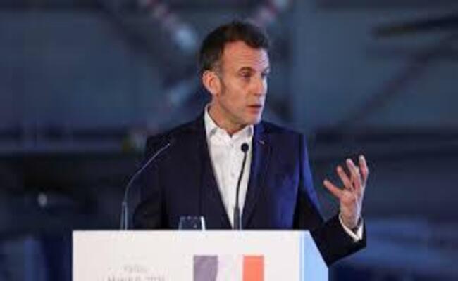 ماكرون يعلن الإعداد لـ”مهمّة دفاعية” لإعادة فتح مضيق هرمز