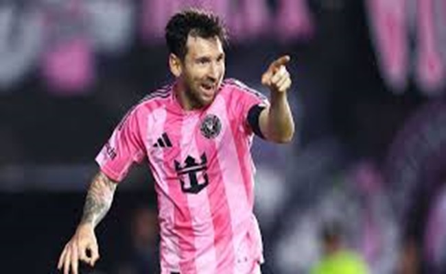 لا أنصح أحدا باللعب في إنتر ميامي…