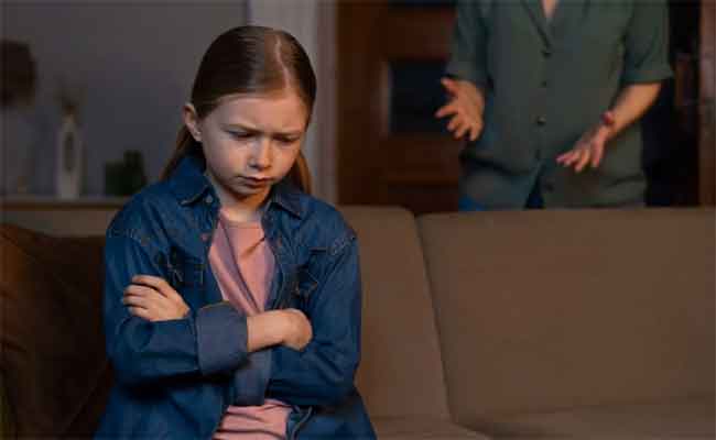 أخطاء التربية ندباتٌ تلازم الأبناء ولا تختفي…المشكلة والعلاج