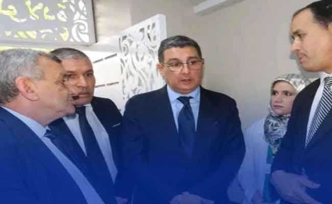 آيت مسعودان يتفقد مشاريع قطاعه بسكيكدة