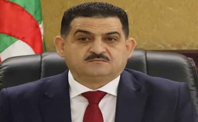 دربال يؤكد على ضرورة توسيع رقمنة التسيير لضمان التحكم الأمثل في توزيع المياه