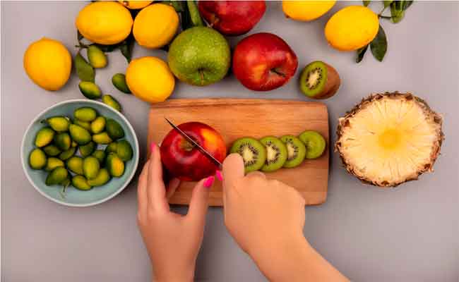 فواكه لحرق الدهون بسرعة…دليلكِ لنظام غذائي صحي ومجرّب