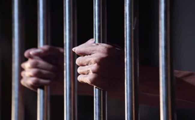 حبس 4 متورطين في المضاربة بمادة الصوجا بباتنة