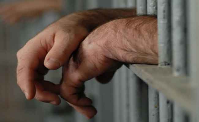 الحكم بين 10 و7 سنوات على شبكة إجرامية يتزعمها شرطي سلبت مجوهراتي أزيد من ملياري سنتيم