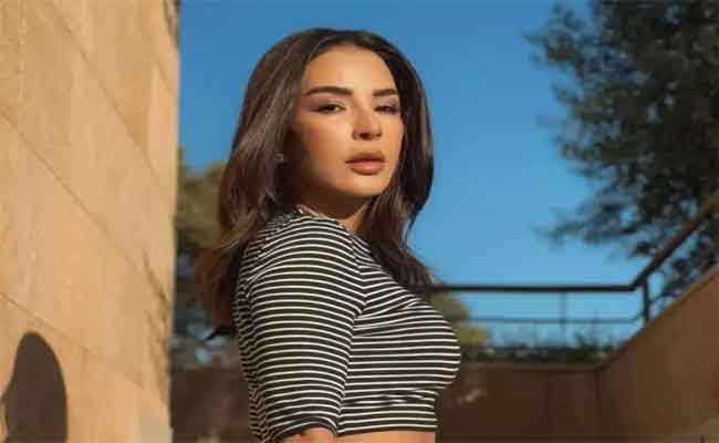 هكذا روّجت ماغي بوغصن لأحدث أعمالها المسرحية منتزه الخيران: نوستالجيا التسعينيات