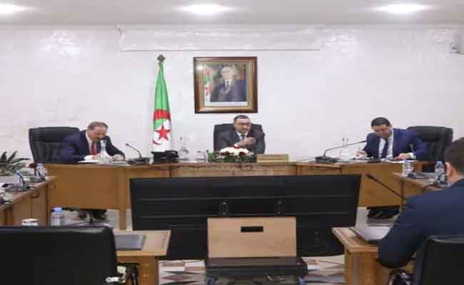 سعيود يترأس اجتماعا تنسيقيا تحضيرًا لتشريعيات 2026