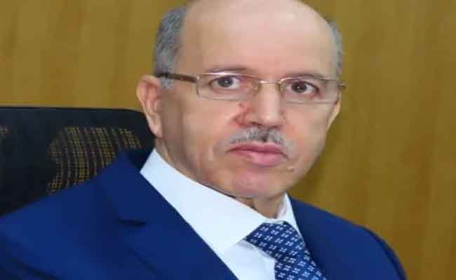 سايحي يكشف جديد قائمة المهن الشاقة