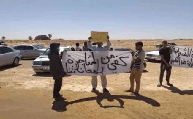 فتات المساعدات الدولية الذي يمنحه الجنرالات للبوليساريو يشعل مخيمات تندوف