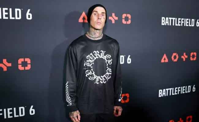 ترافيس باركر يكشف عن حادث طائرة غير حياته في فيلم وثائقي جديد