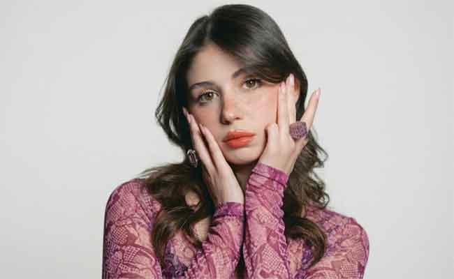 زينب أتيلغان بطلة «هذا البحر سوف يفيض» تلاحق المتنمرين قضائيًا وتعلن التبرع بكامل التعويضات