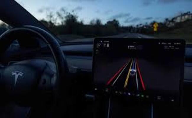 للمرة الأولى بأوروبا…هولندا تجيز نظام القيادة الذاتية من “تسلا”