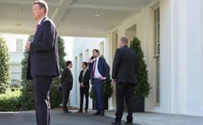 “صبر ترمب بدأ ينفد”…فانس ينقل رسالة صارمة لإيران