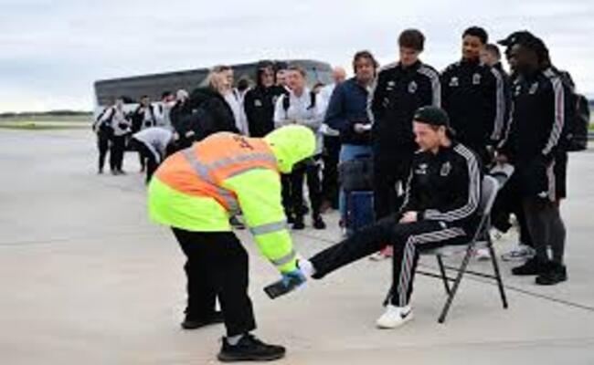 تفتيش غريب للاعبي منتخب بلجيكا عقب مواجهة أمريكا الودية…