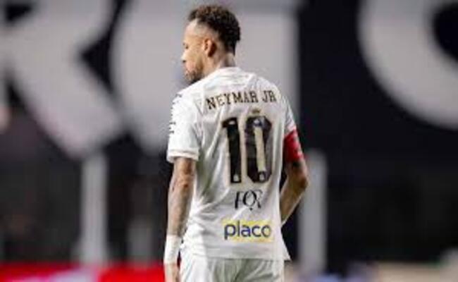 بسبب الحكم والنساء…عقوبة رادعة تنتظر نيمار