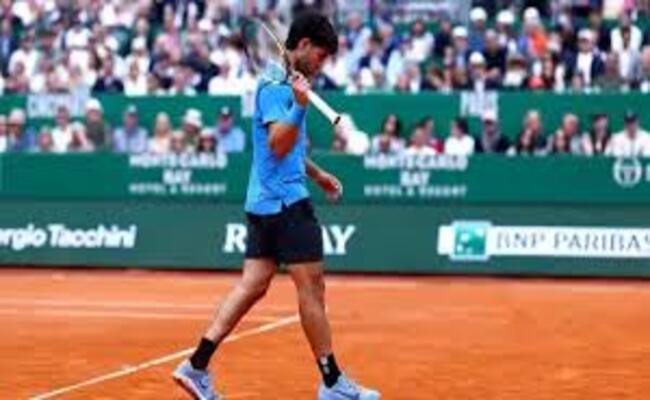 ألكاراز ينتظر نتائج الفحوص الطبية لحسم موقفه بشأن المشاركة ببطولة رولان غاروس…