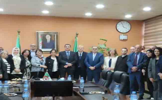 إشراف آيت مسعودان على مراسم تنصيب اللجنة القطاعية التنسيقية للتكفل بالسرطان