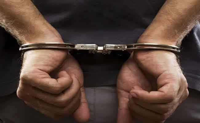 الإطاحة بشخصين يحترفان الإستيلاء على أملاك الغير بالعاصمة