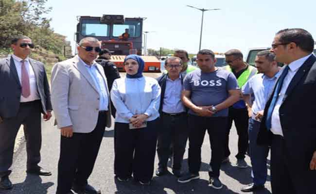 جلاوي يقوم بزيارة ميدانية لمشروع عصرنة الطريق السريع الدواودة-بواسماعيل