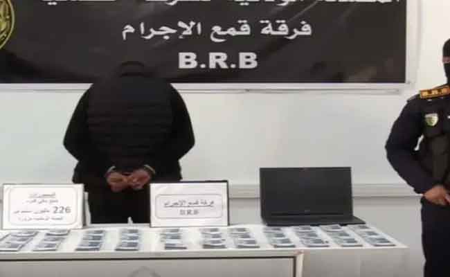 توقيف شخص يحترف تزوير العملة الوطنية وطرحها للتداول بالشلف