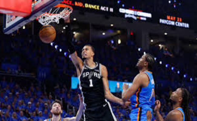 NBA…ويمبانياما يسجل 41 نقطة ليقود أنطونيو سبيرز للفوز على أوكلاهوما سيتي