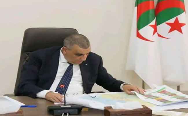 جلاوي يتراس اجتماع تنسيقي لمتابعة ملفات استراتيجية لمشاريع خط السكك الحديدية