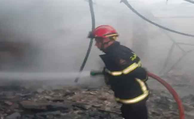نشوب حريق في مستودع لتخزين الإسفنج بالبليدة