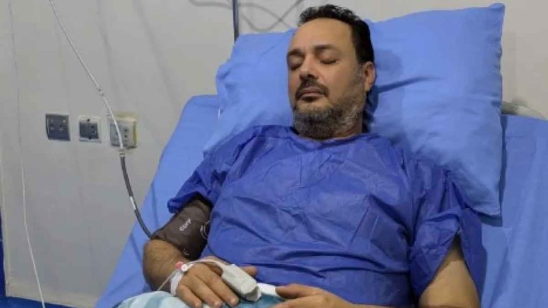 سامح الشجيع يثير القلق…وطبيبه يطمئن جمهوره من داخل المستشفى