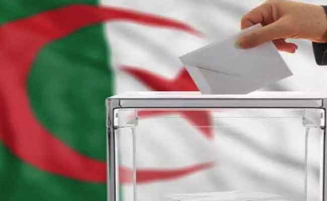 يوم تكويني لفائدة الصحفيين استعدادا لتشريعات 2 جويلية