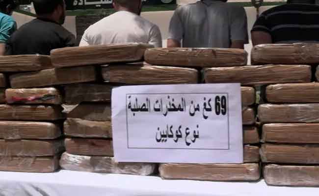 توقيف 5 أشخاص متلبسين بـ69 كغ من الكوكايين بالبيض
