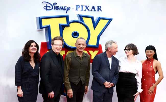 نجوم Toy Story 5 يكشفون أسرار الجزء الجديد من لندن…هل تهزم التكنولوجيا خيال الأطفال؟