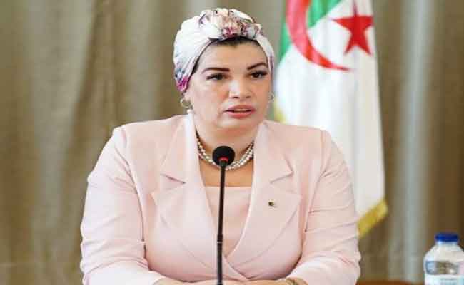 وزيرة التضامن تهنئ الأطفال بمناسبة اليوم العالمي للطفولة