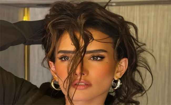زينة ترد على شائعة مقاضاة أحمد عز وتوجه رسالة حادة لمروجيها…فما علاقة فيلم 7DOGS؟