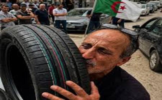الرئيس تبون ينصح المواطنين بالاستحمام مرتين في السنة وشراء سيارة الأقزام لدعم الاقتصاد