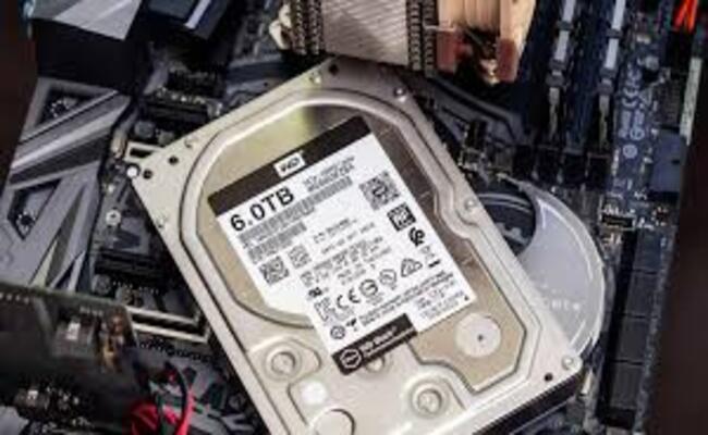 أخطاء شائعة تسرّع تلف أقراص SSD…احذرها