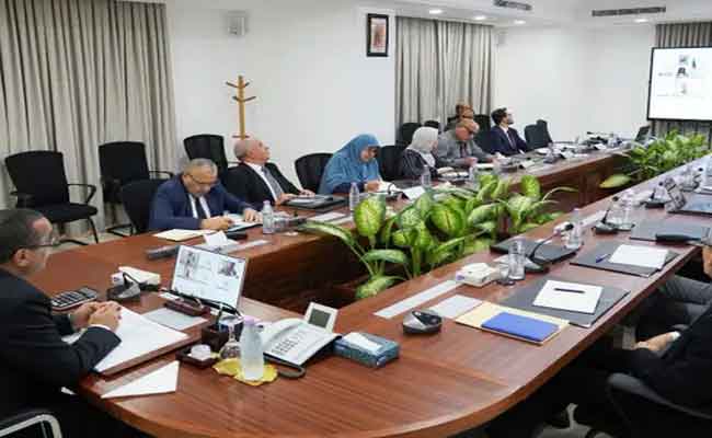 توسيع التعاون في الكهرباء وتصنيع المعدات الطاقوية محور محادثات عجال مع نظيره البنيني