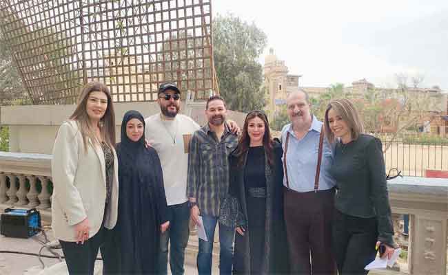 انتهاء تصوير فيلم الحافي لـ إلهام شاهين…والعرض قريبًا